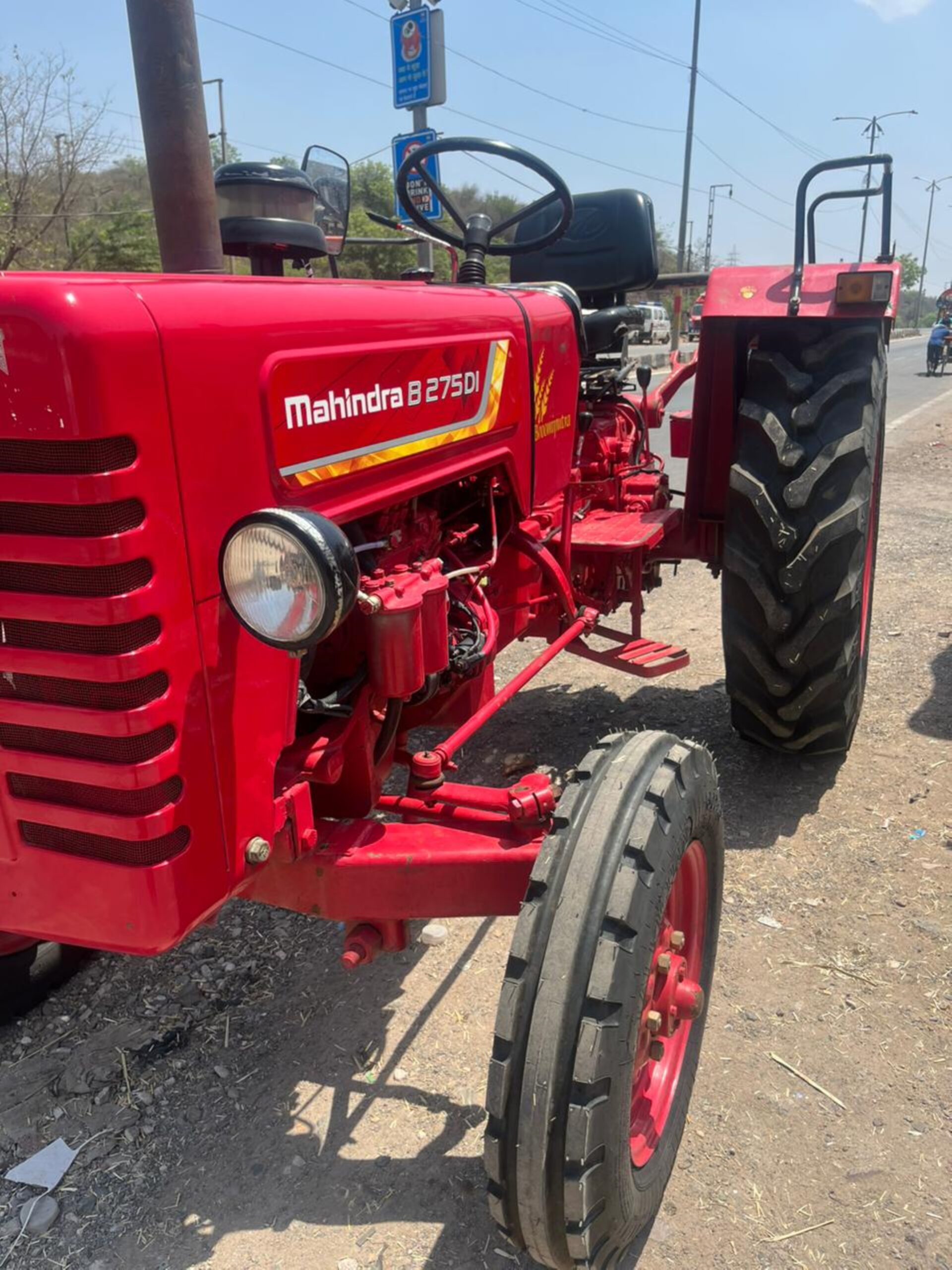 Mahindra 275 Di