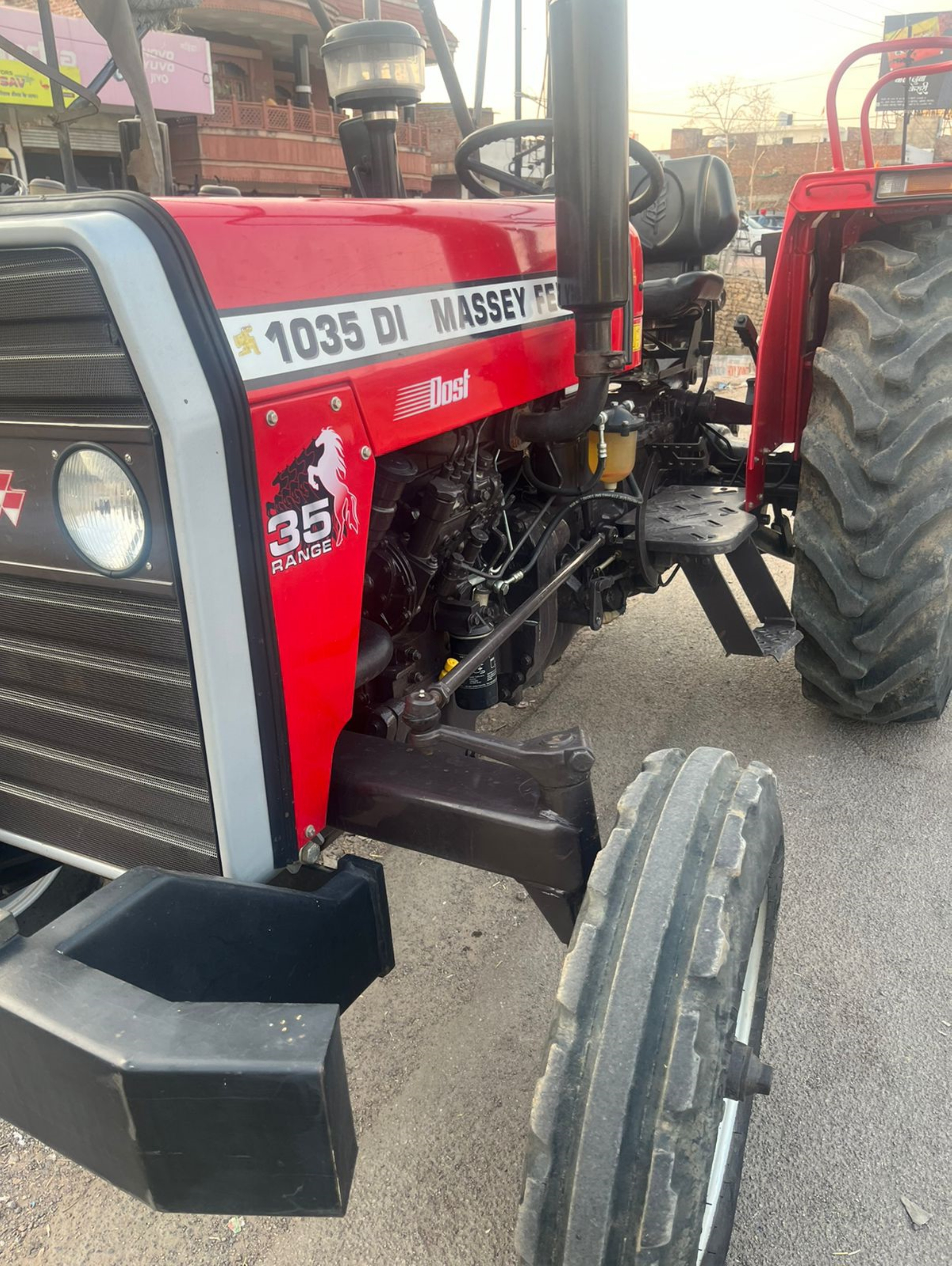 Massey 1035